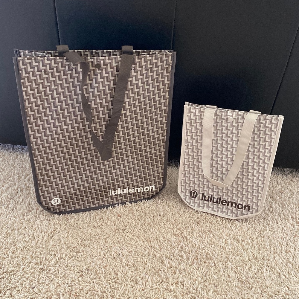 *NEW* Lululemon tote shopper gift bags 2025 holiday exclusive- Bundle of 2